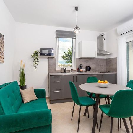 באסקה Divine Apartments מראה חיצוני תמונה