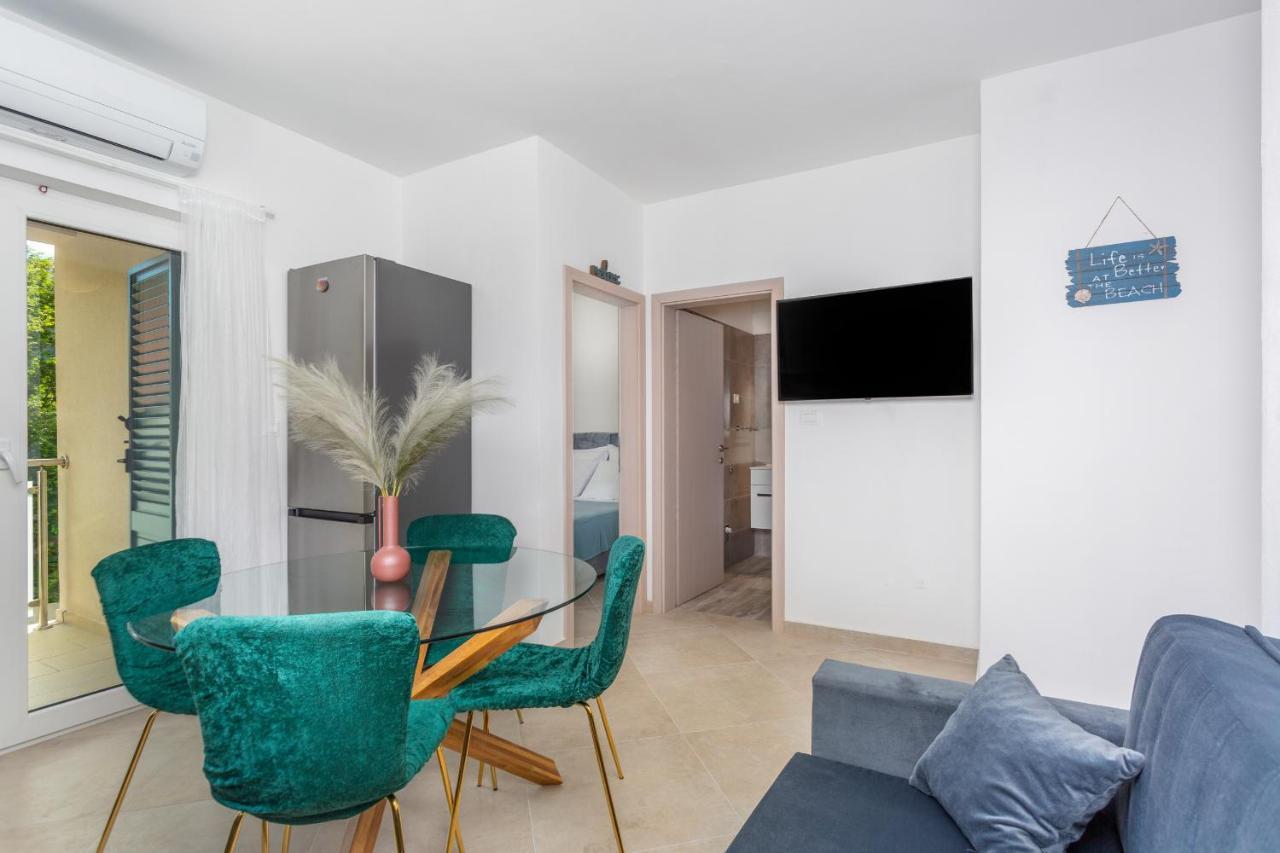 באסקה Divine Apartments מראה חיצוני תמונה